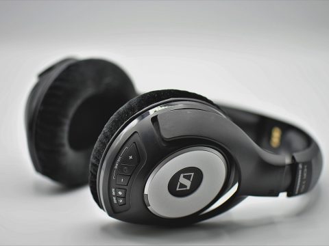 How to Choose the Right Headphones